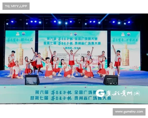 水陆交响赛帆船与健步走共舞展现力量与美丽 水陆交响赛帆船与健步走共舞展现力量与美丽